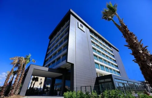 Best Western Premier Karşıyaka oteline ait görüntü