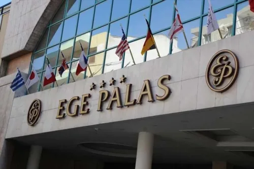 Ege Palas Business Hotel oteline ait görüntü