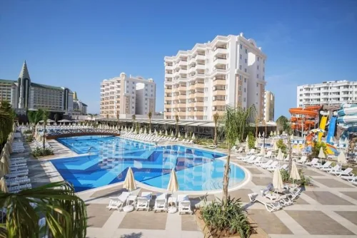 Ramada Resort Lara oteline ait görüntü