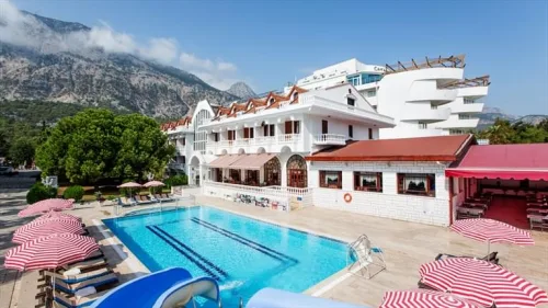 Larissa Mare Beach oteline ait görüntü