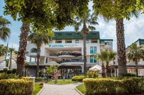 Lancora Beach Hotel oteline ait görüntü